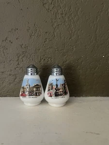 VINTAGE LONDON PICCADILLY CIRCUS SOUVENIR MILKGLASS SALT & PEPPER SET - Bild 1 von 6