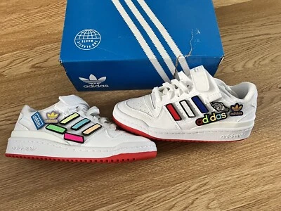 Adidas Originals Retro Trainers Interchangeable Patches Trainers - Image 1 of 3
