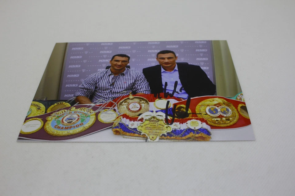 WLADIMIR & VITALI KLITSCHKO signed Foto ca.12,5x16,5 Autogramm (2184) - Bild 1 von 1