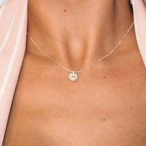 Daisy Flower Pendant Necklace, Womens Necklace, Sterling Silver Daisy, - Picture 1 of 13