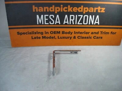 1977 - 1979 年凯迪拉克 DEVILLE 右握头面板/挡泥板铬饰模 — 第 1/4 张图片