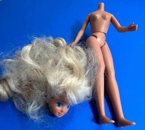 Mattel Barbie Puppe 1987 langes blondes Haar blaue Augen 12" gebrochener Kopf + nackter Körper - Bild 1 von 7