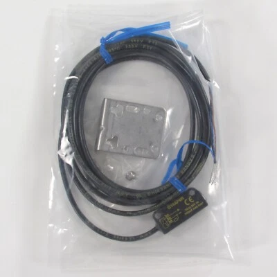 Banner Engineering Q14AP6R Mini Self-Contained DC Photoelectric Sensors - Image 1 of 4