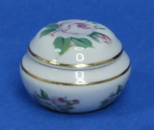 Ancienne boite à bibelots bague porcelaine fleurie bord doré IBIS Aveiro Portugal - Photo 1/9