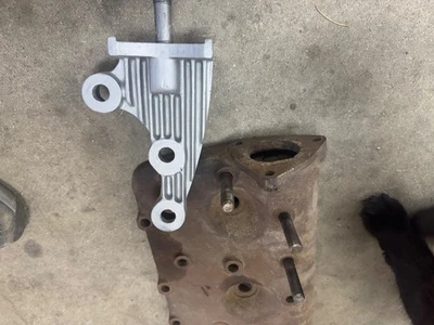 21 stud Flathead Drve Side Head Mount Generator Bracket very rare - Image 1 of 4