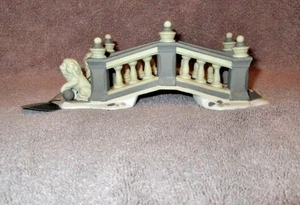 Department 56 Village Accessory Lionhead Bridge #5864-5 Christmas New In Box - Picture 1 of 12