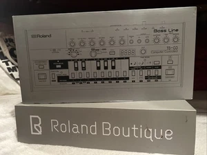 Roland Boutique TB-03 Bass Line Midi USB Synthesizer Step Sequencer - Picture 1 of 6