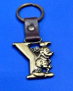 Portachiavi vintage lettera iniziale Y Topolino Disney ottone e pelle fob - Foto 1 di 20