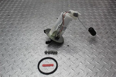 2015 KAWASAKI VERSYS 650 KLE650F FUEL PUMP - Image 1 of 4