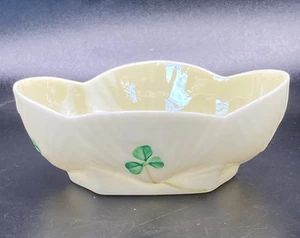 Belleek Kleeblatt offener Salzkeller grüne Markierung auf Unterseite - Bild 1 von 11