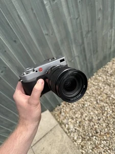 Leica Digilux 3 Digital Camera + Leica 14-50mm Lens MINT boxed Shutter: 2637 - Picture 1 of 20