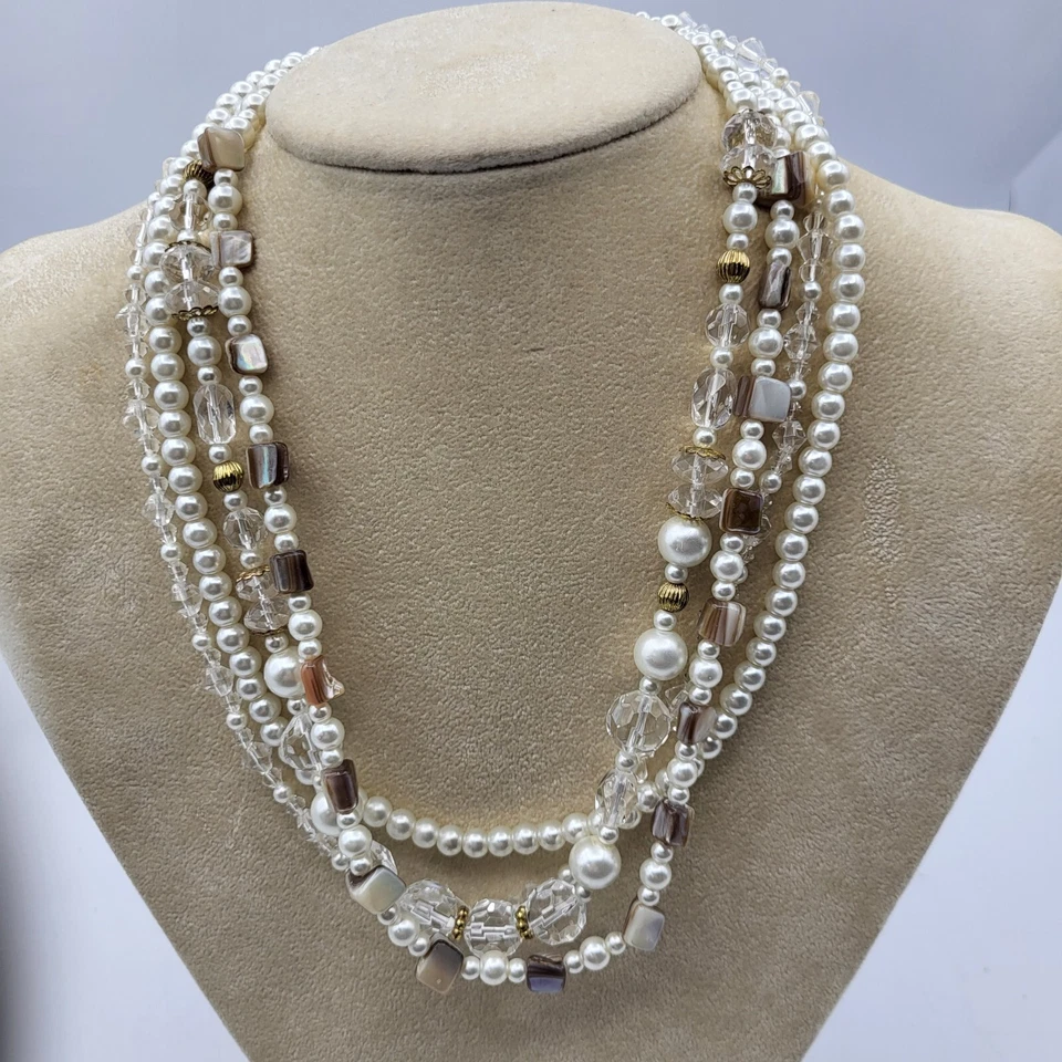 Collar Premier Designs cuentas de cristal de perlas blancas en capas de múltiples hebras 18 pulgadas Foto 1 de 4