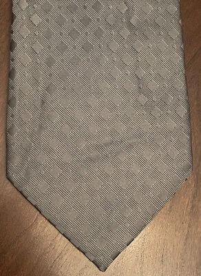 Claiborne Hand Made 100% Imported Silk Men’s Neck Tie Made In China - Image 1 of 4