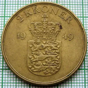 DENMARK FREDERIK IX 1949 NS 2 KRONER, Crowned Coat of Arms SCARCE DATE - Picture 1 of 4