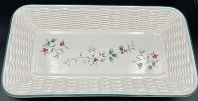 Vintage Pfaltzgraff Winterberry Bread Tray Plate Basket Weave 12 x 6.5" EUC - Image 1 of 3