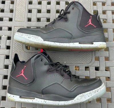 Talla 12- Jordan Courtside 23 Negro Gris Partícula Foto 1 de 4