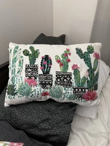 One Better Homes & Gardens Kaktus Splash Perlen dekoratives Kissen 14" x 20" - Bild 1 von 5