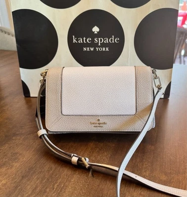 Mini Bandolera Kate Spade Lena KH792 Cuero Guijarro Arena Claro Nueva con Etiquetas Foto 1 de 4