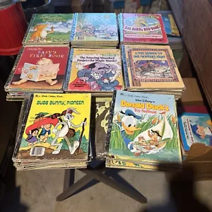 Little Golden Books Lot Of 50 Mixed Titles. Books Are In Good Shape. - Foto 1 di 9