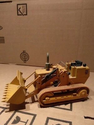 ESCAVATORE CATERPILLAR  - ANNI '70 - METALLO PRESSOFUSO - CM.21 - RARISSIMO - Immagine 1 di 4