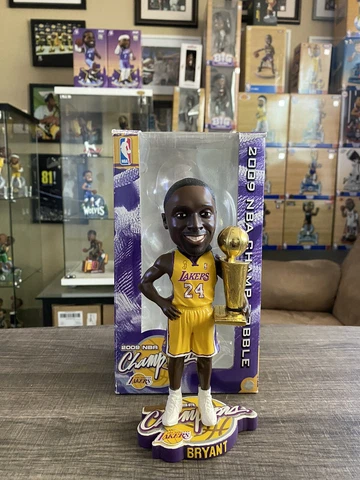 Kobe Bryant Los Angeles Lakers 2009 Championship Trophy Bobblehead Cover