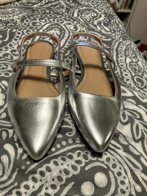 Old Navy Silver Slingback Shoes /Flats Size 6 NWT - Image 1 of 4