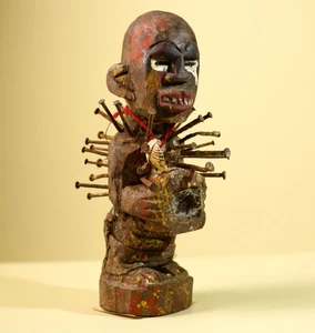 Congo Africano Nkisi Nkondi Estatua Figura de Poder Fetiche de Uñas Arte Tribal-G5828 - Imagen 1 de 24