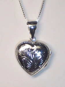 NEW STERLING SILVER ENGRAVED HEART LOCKET ON 18 INCH BOX CHAIN NECKLACE  - Picture 1 of 3