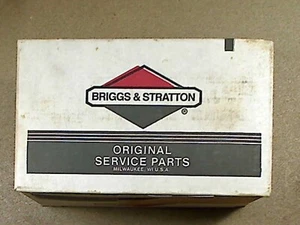 NOS 492673 Power Tune Up Kit 5 HP Horizontal Briggs & Stratton *US Seller - Picture 1 of 2