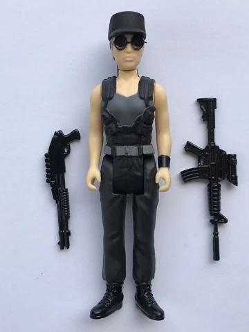Funko Super7 ReAction Terminator 2 Sarah Connor 3.75" 5 POA Action Figure 2015 Cover
