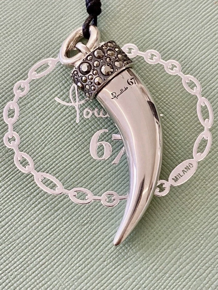 RARO! ¡NUEVO! Collar Colmillo Pomellato 67 Plata Con Marcasita Foto 1 de 1