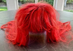 Peluca Roja Larga Revlon, Cosplay, Halloween, Caja Original - Imagen 1 de 3