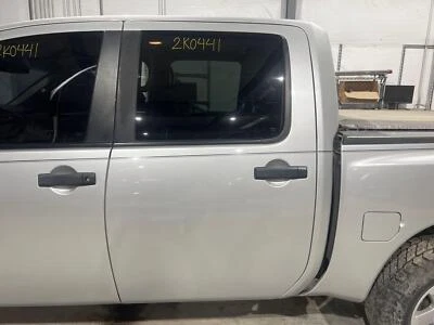 2004 - 2015 Nissan Titan Driver LH Rear Brilliant Silver-K23 Power Door Shell - Imagem 1 de 4