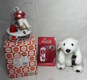 Vintage Coca Cola Collectible Lot 3 Pieces Musical, Plush And Clip On Tin D7 - Picture 1 of 4