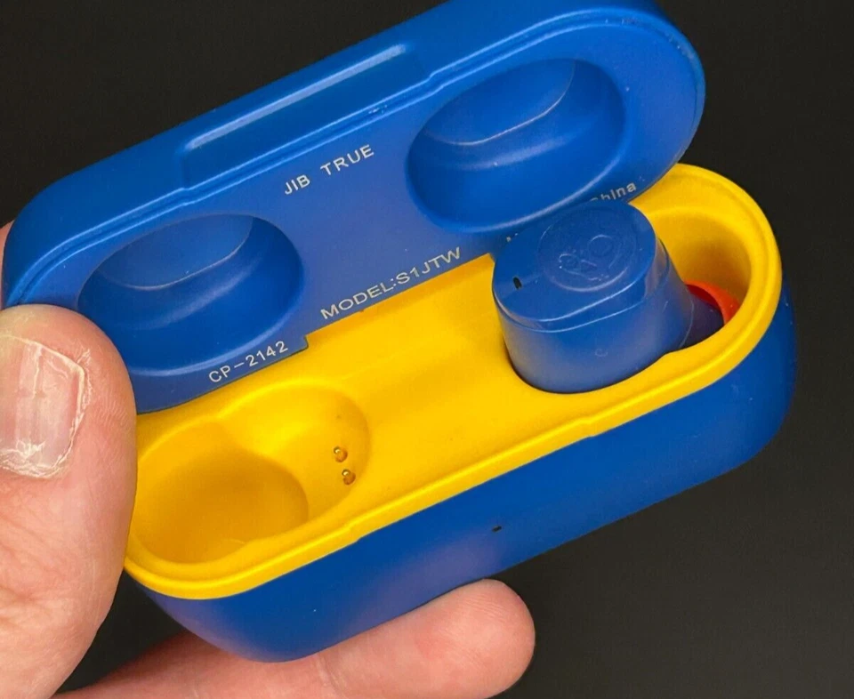 Estuche de carga de repuesto inalámbrico verdadero Skullcandy Jib auricular derecho PROBADO S2JTW Foto 1 de 3