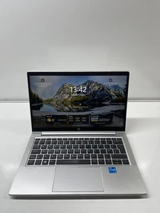 HP ProBook 430 G8 Laptop, 13.3" i5 11th Gen 8GB RAM, 256GB SSD, Windows 11 touch - Afbeelding 1 van 10