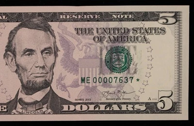 $5 2013 GEM CU Star Federal Reserve Note ME00007637* SINGLE RUN ISSUE 640K print - Image 1 of 3