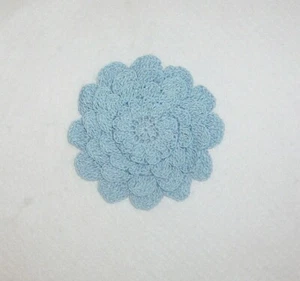 Crocheted Light Blue 5-Layered Mum Flower Applique Large Sewing - Imagen 1 de 2