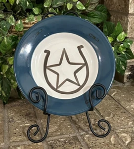 Plato de ensalada de 8,5" de gres con diseño de estrella de herradura - Imagen 1 de 7