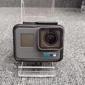GOPRO HERO7 Action Camera - Picture 1 of 5