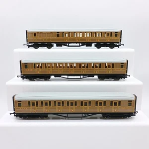 Hornby Flying Scotsman / Mallard Gresley Teak Coaches (Set of 3) - (Unused) Mint - Picture 1 of 6