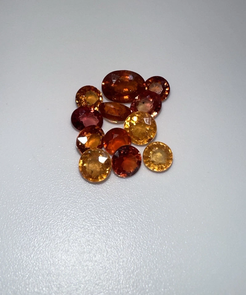 Natural Grossular Garnet Loose 6.1 Ct Total Assorted Sizes / Shapes 12 Pcs Lot - Image 1 of 4