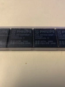 18x Pcb 80C562-16WP 354010 Dfd9531v1 Y Intel Philips 8-bit Microcontroller - Picture 1 of 4