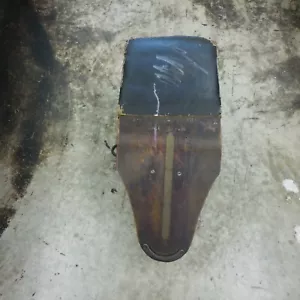 PRIMITIVE SHOE SHINE STAND BENCH-LEATHER & TWISTED METAL B'HAM AL BUS STATION - Picture 1 of 11