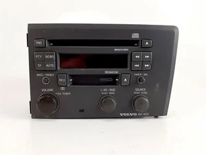 R2125 Volvo CD Radio 8633166 - Picture 1 of 4