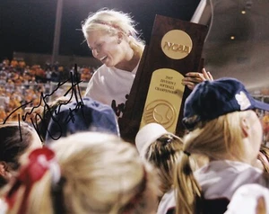 TARYNE MOWATT SIGNED AUTO'D 8X10 PHOTO SOFTBALL ARIZONA WILDCATS AKRON RACERS B - Picture 1 of 1