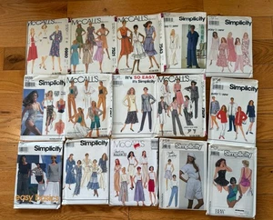 Paket 15 Vintage McCall Simplicity + Kleidungsmuster Größen XS-20 - Bild 1 von 8