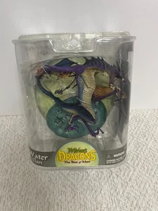 McFarlanes Dragons The Rise of Man Water Clan Dragon Nuevo en caja - Imagen 1 de 6