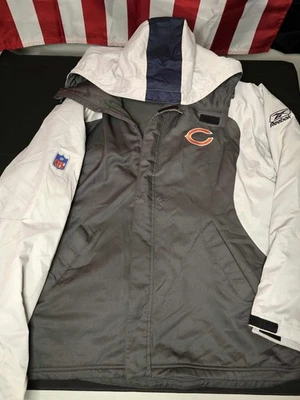 Vintage Chicago Bears Reebok NFL team apparel Jacket Mens Size Large  - Image 1 of 4