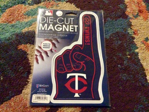 Minnesota Twins 8.5” Die Cut Magnet NEW/SEALED MLB Baseball Win Craft Cover